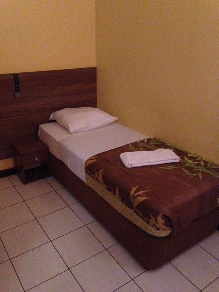Royal Hotel Brüksel Dış mekan fotoğraf