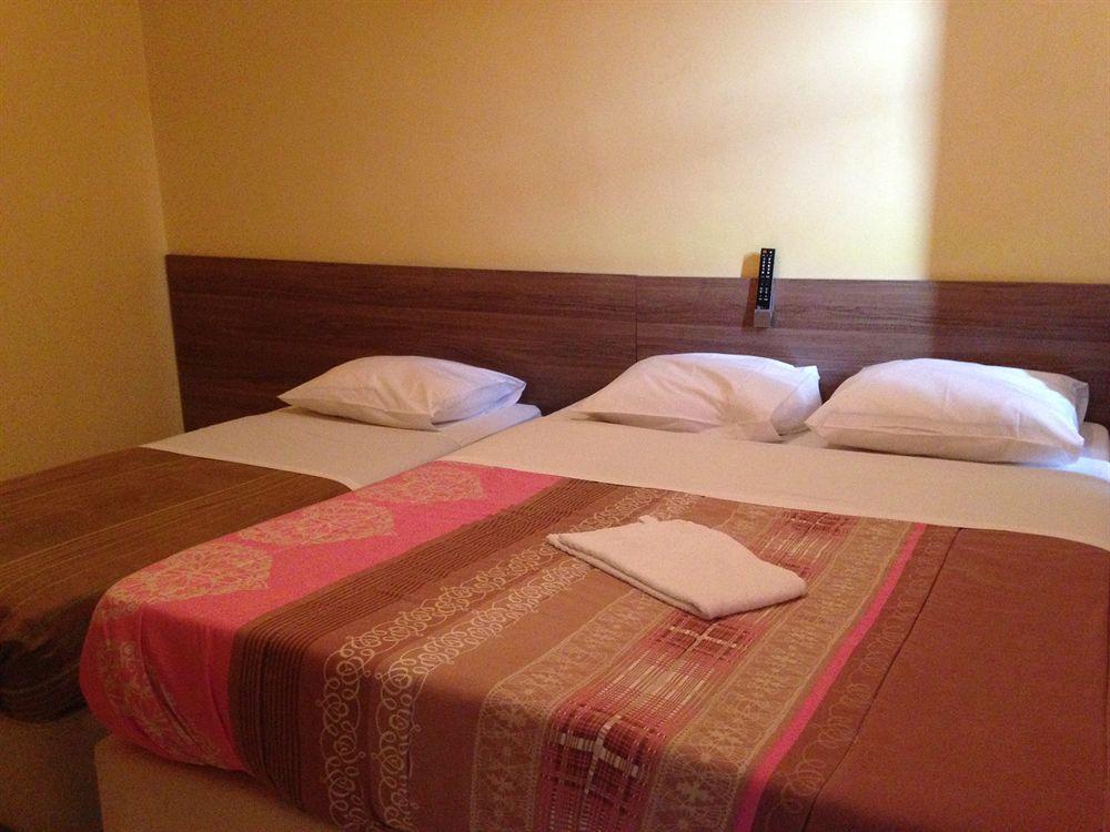 Royal Hotel Brüksel Dış mekan fotoğraf