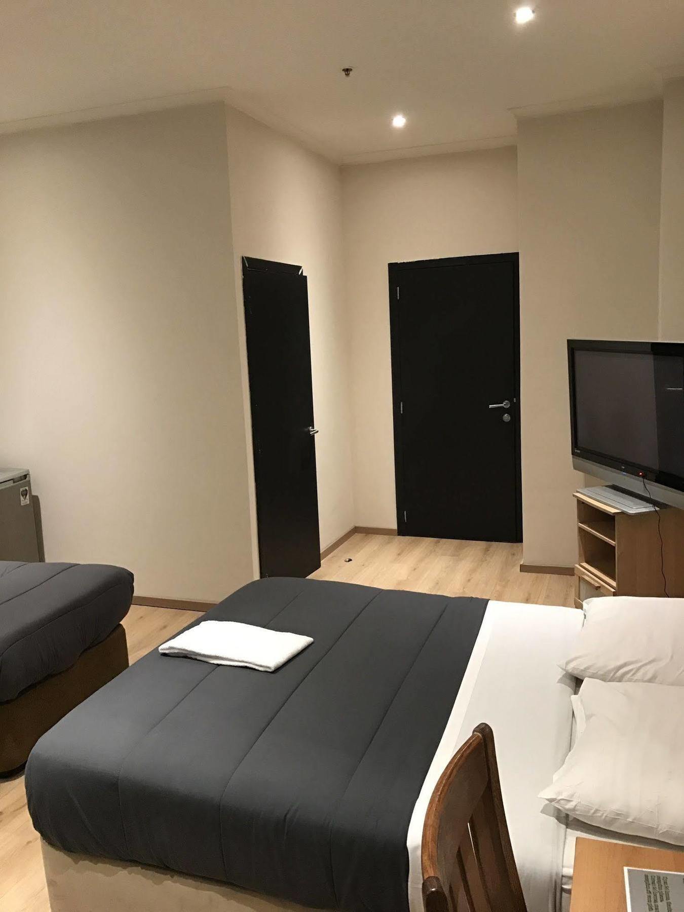 Royal Hotel Brüksel Dış mekan fotoğraf