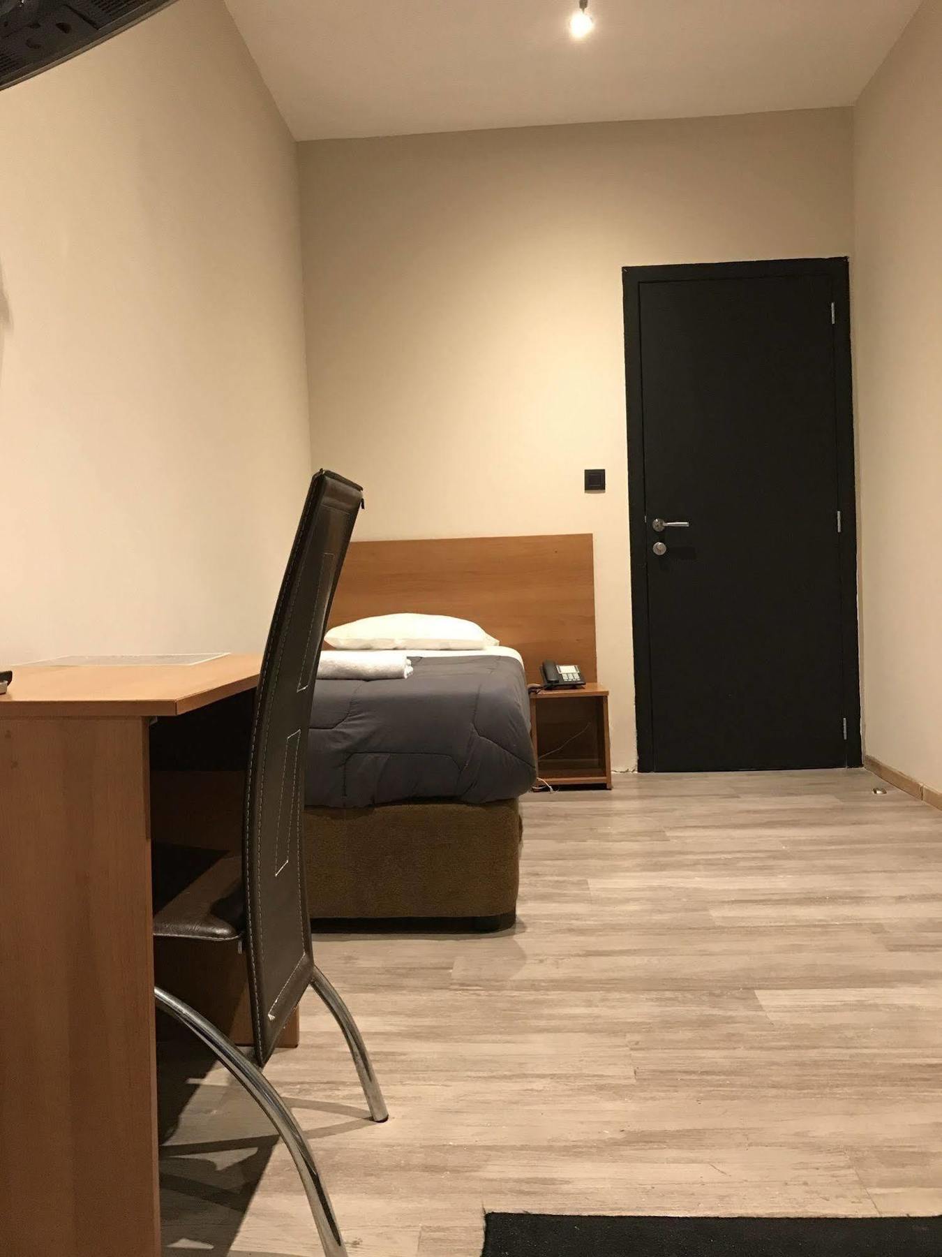Royal Hotel Brüksel Dış mekan fotoğraf