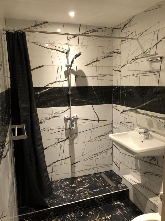 Royal Hotel Brüksel Dış mekan fotoğraf
